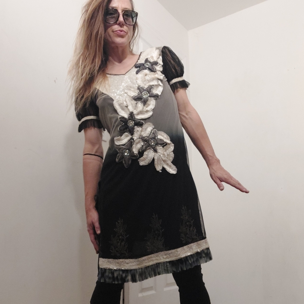 Vintage 90's Y2K embroidered sparkle feather midi dress ~ tunic - Picture 6 of 16